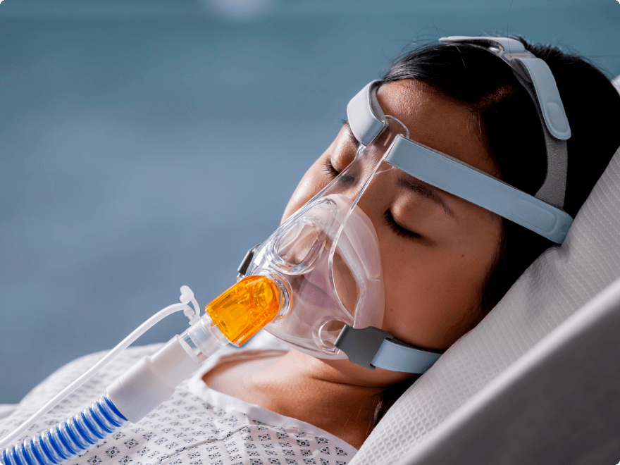 Patient wearing Nivairo Full Face mask